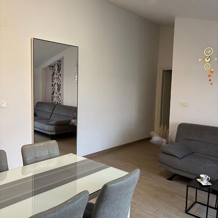 Apartman Sunny Vacay Kaštela Buitenkant foto