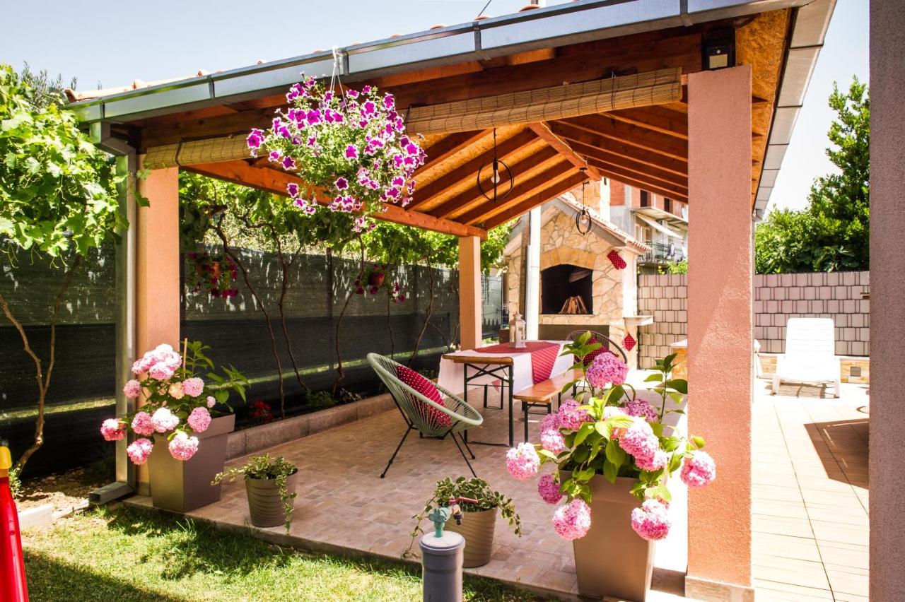 Apartman Sunny Vacay Kaštela Buitenkant foto