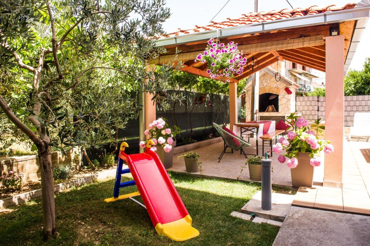 Apartman Sunny Vacay Kaštela Buitenkant foto