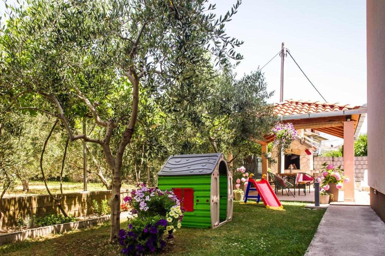 Apartman Sunny Vacay Kaštela Buitenkant foto