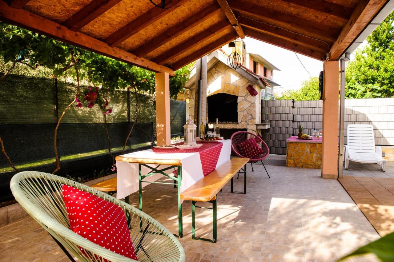 Apartman Sunny Vacay Kaštela Buitenkant foto
