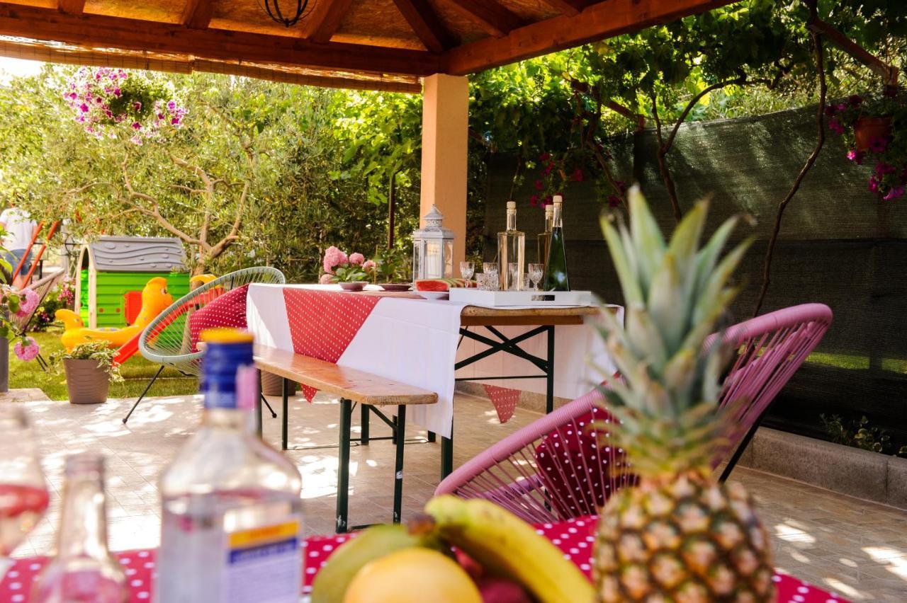 Apartman Sunny Vacay Kaštela Buitenkant foto