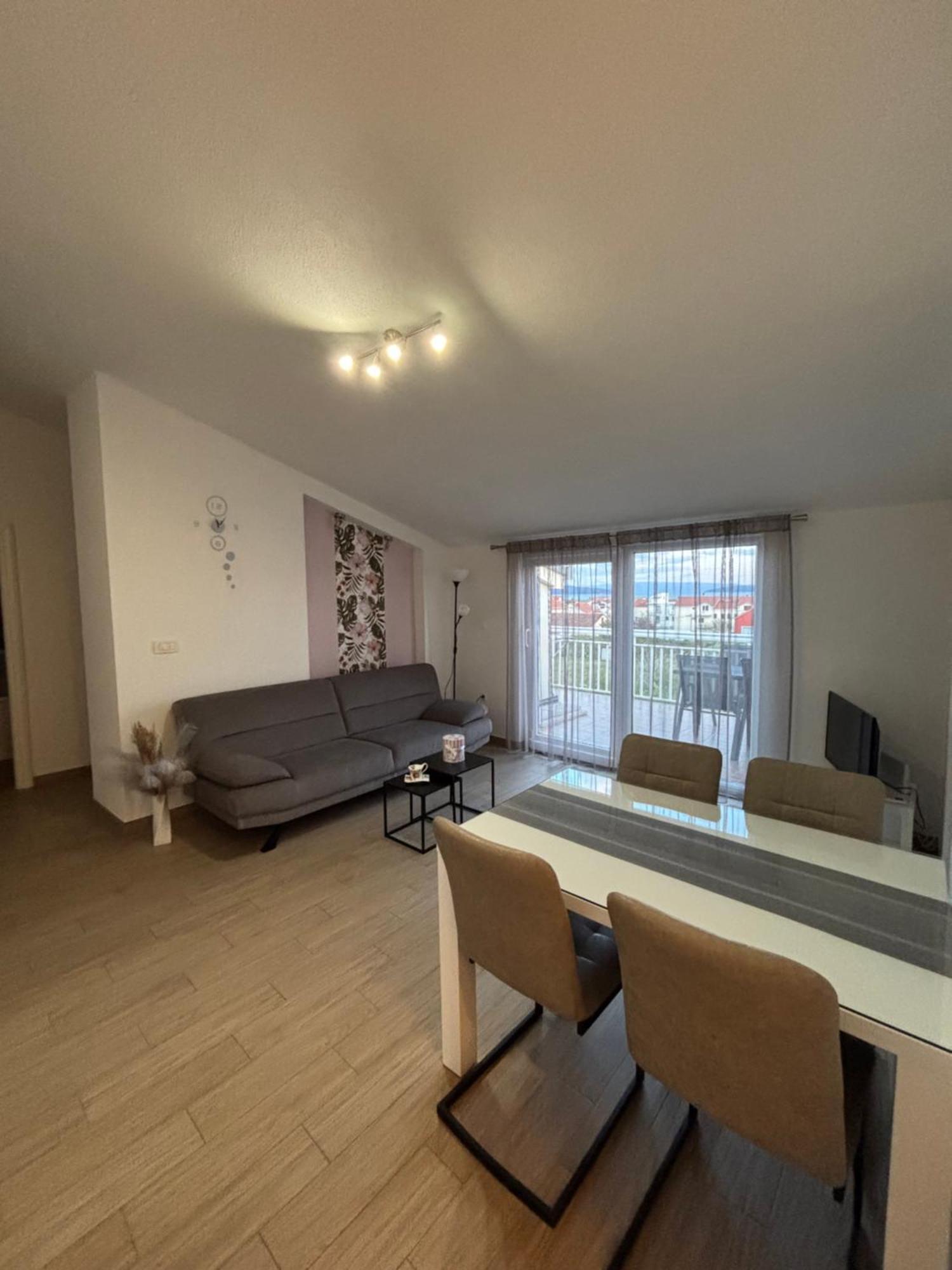 Apartman Sunny Vacay Kaštela Buitenkant foto